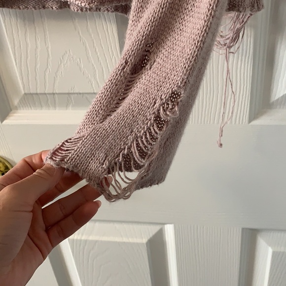 Distressed light sweater - Picture 3 of 4